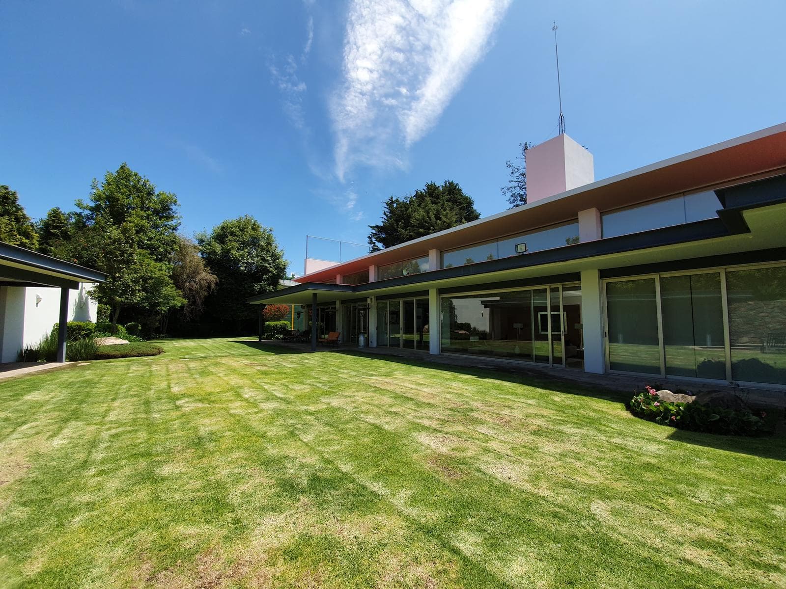 HOME FOR SALE IN HACIENDA SAN MARTIN OCOYOACAC