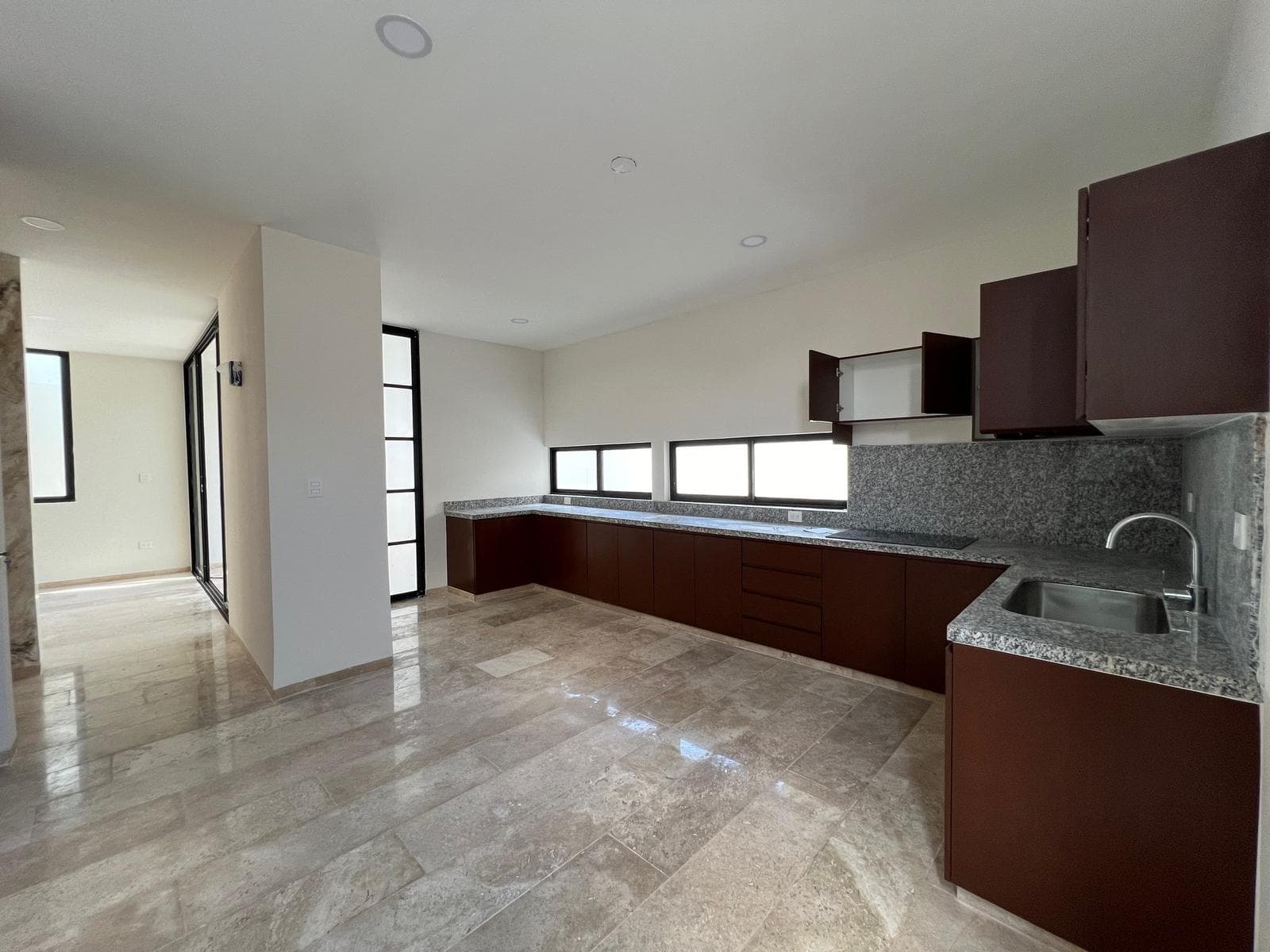 4-Bedroom House for Sale in Mérida—AVAILABLE IMMEDIATELY