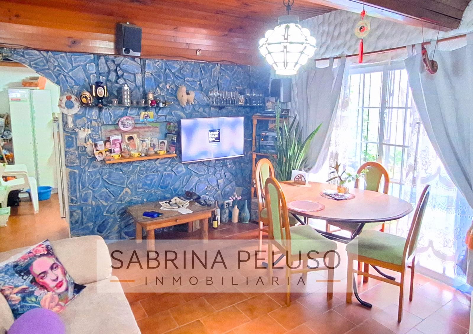 Casa en Álvarez