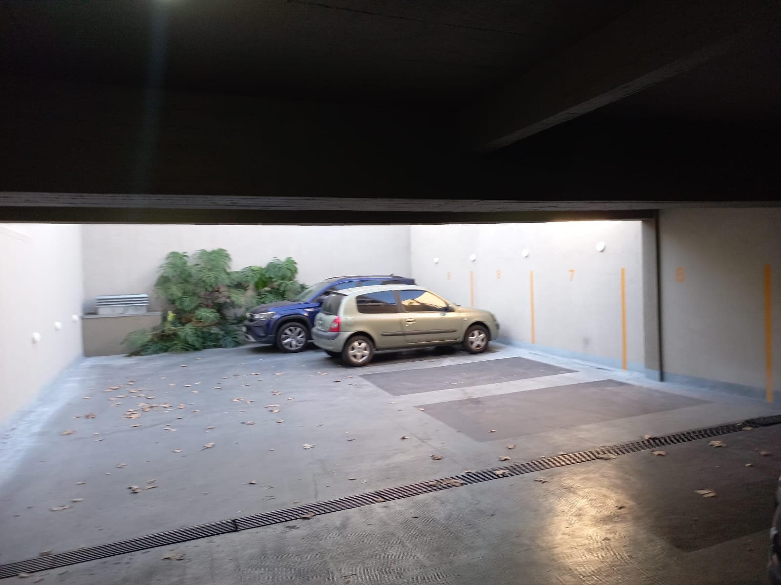 Permanent parking spaces for sale. Great investment!!!! - Villa Pueyrredon