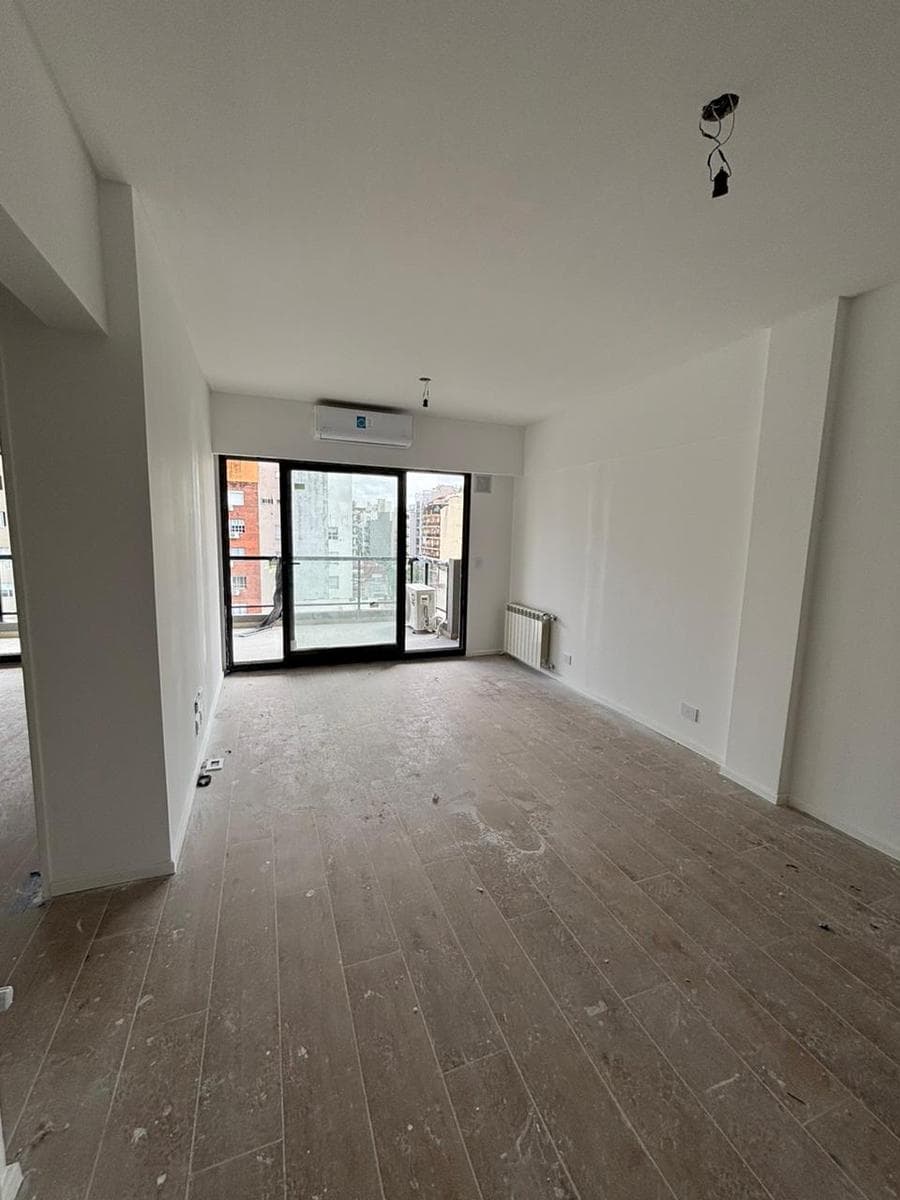 2-Room Apartment with Balcony for Sale - Villa Urquiza