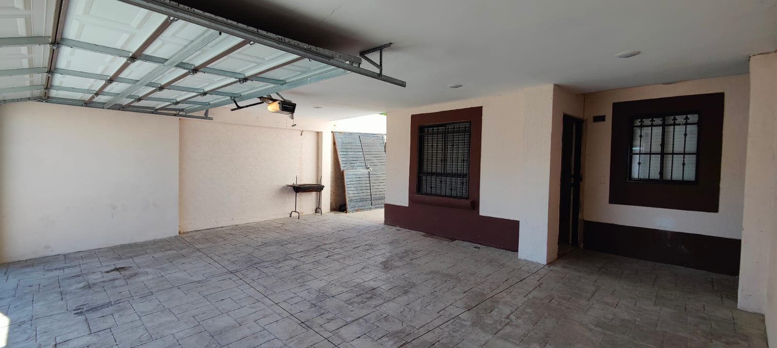 House for Sale in Villa Bonita