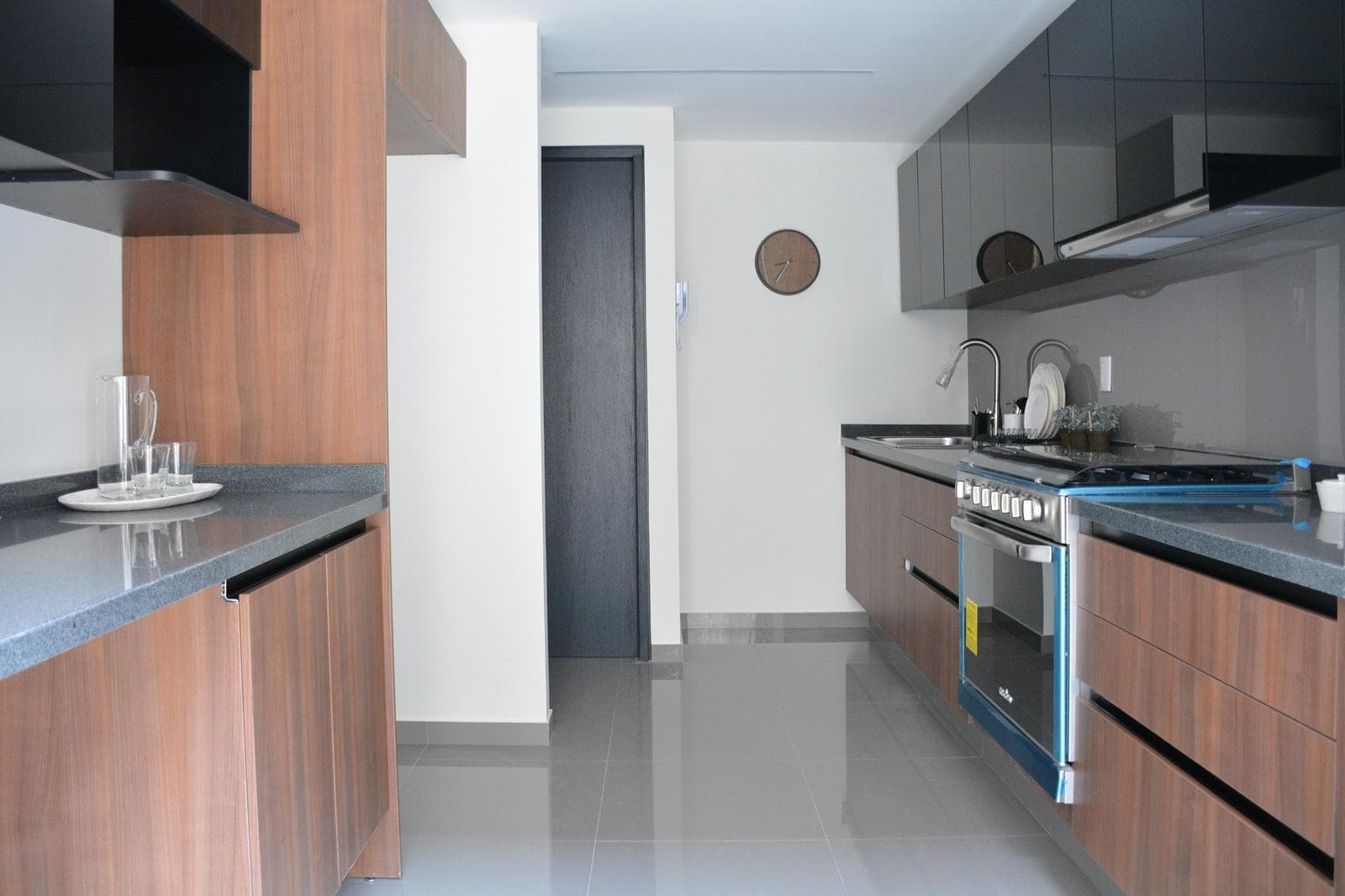 Apartments for SALE in Hacienda de las Palmas, Huixquilucan, State of Mexico.