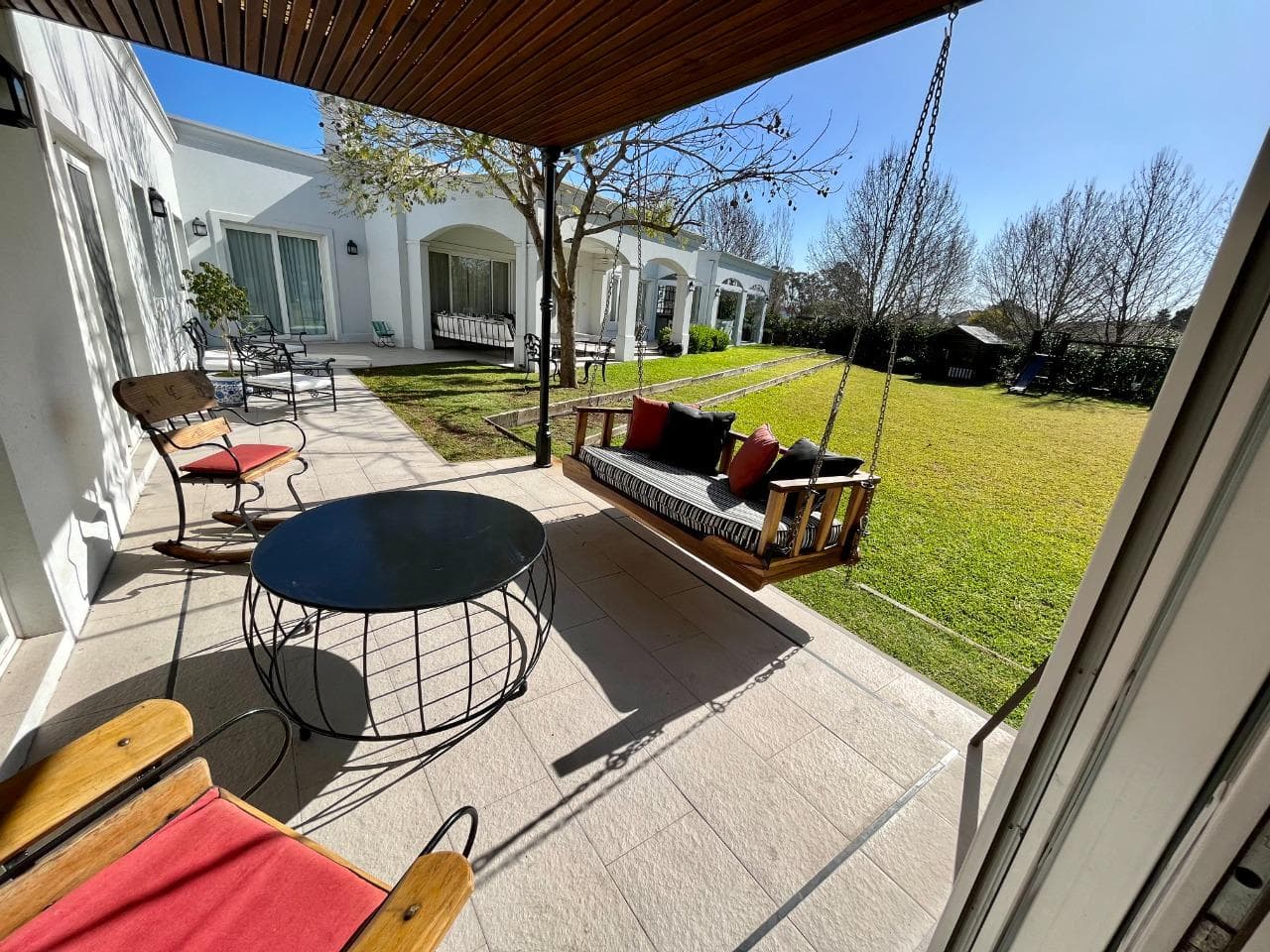 Short-Term Rentals in January/February. Estancias del Pilar, La Argentina Neighborhood.