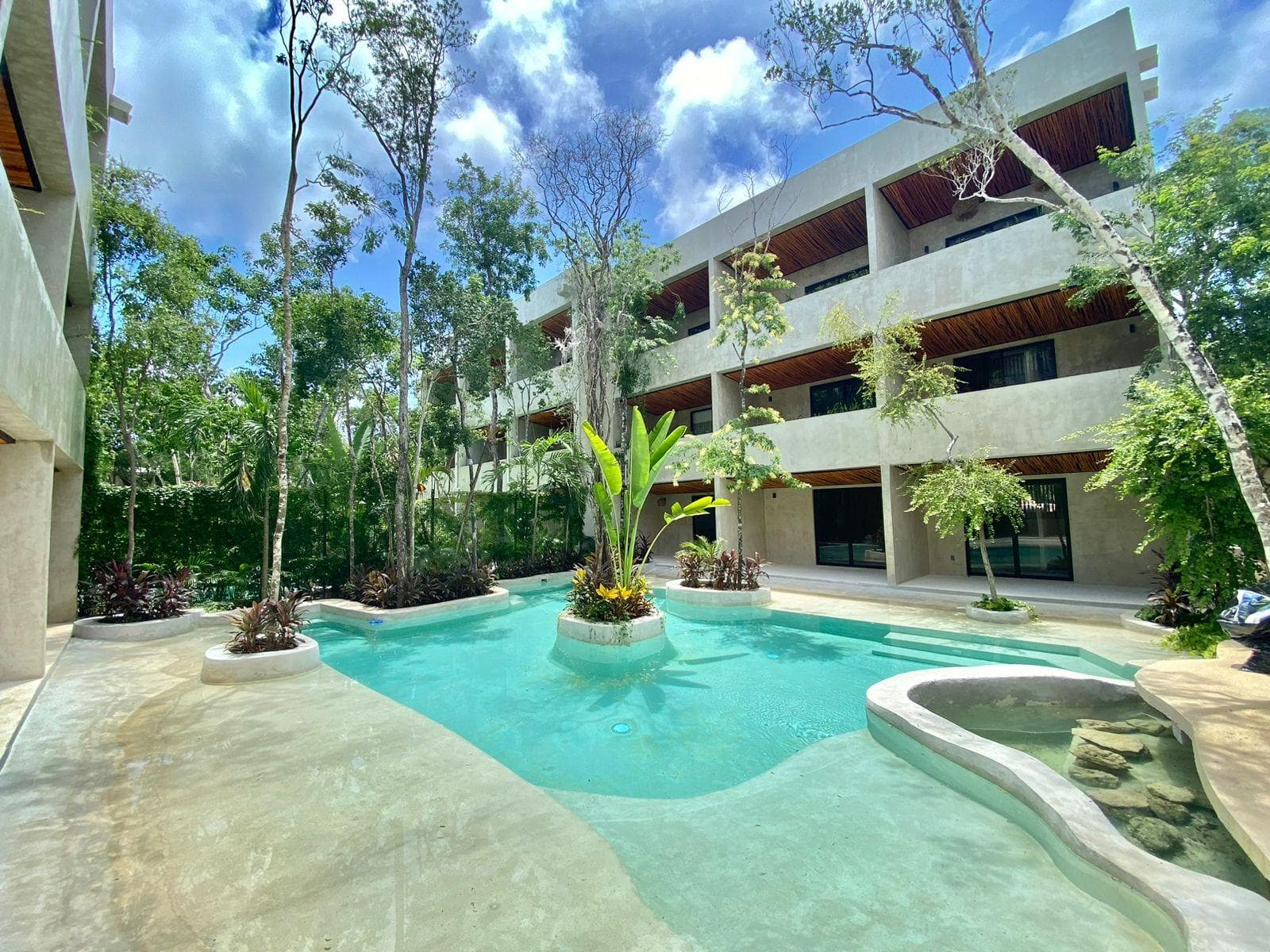 FURNISHED APARTMENT 8 MINUTES FROM THE BEACH IN TULUM