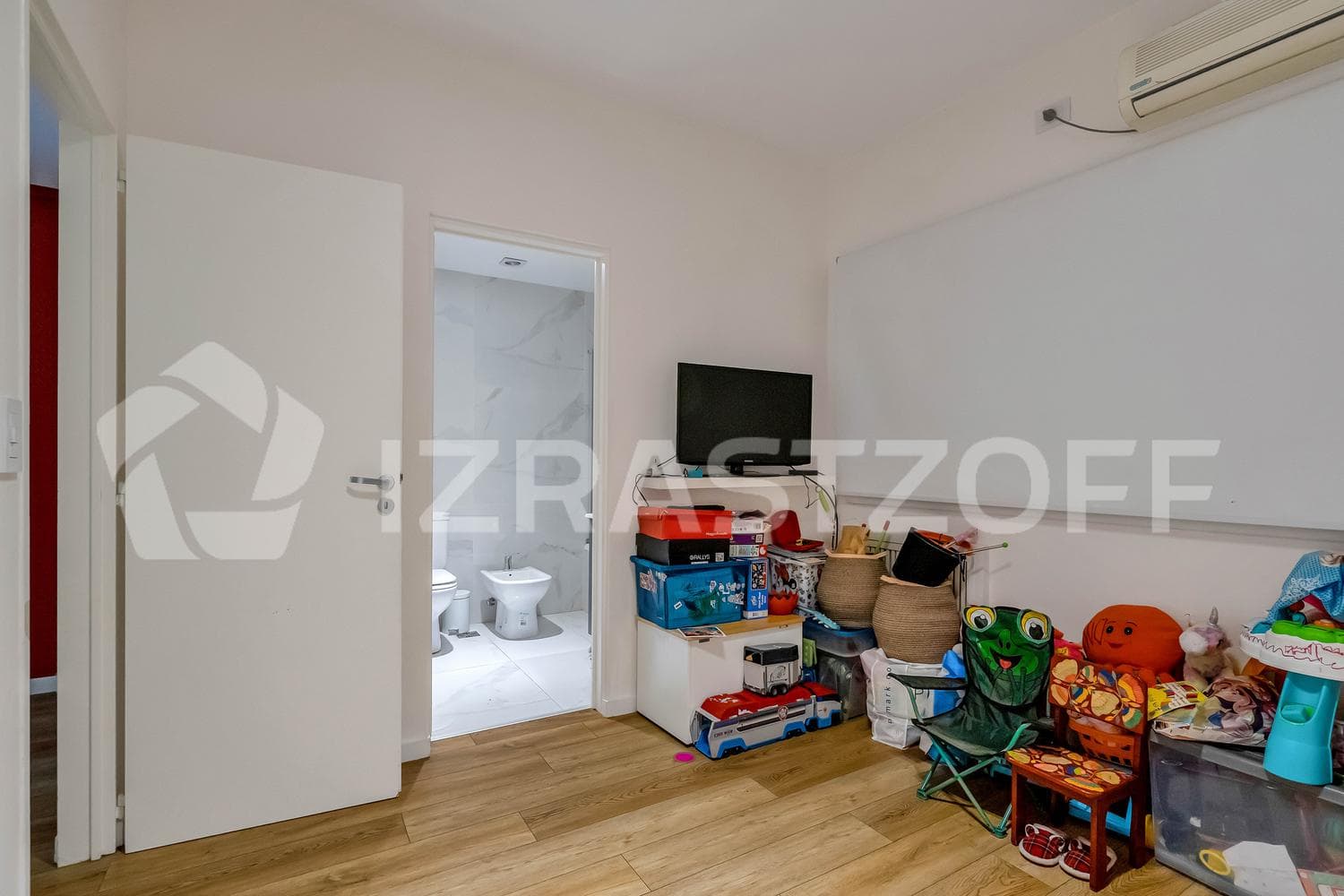 Departamento en en venta Palermo Chico, 4 ambientes con terraza y cochera.
