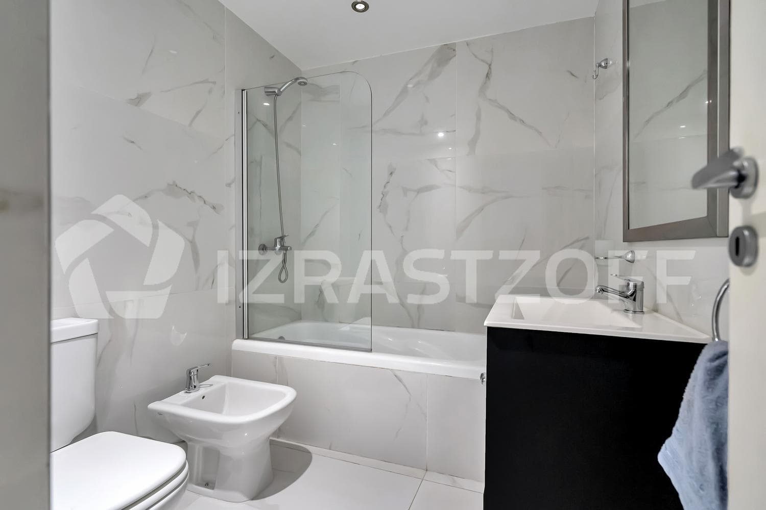 Departamento en en venta Palermo Chico, 4 ambientes con terraza y cochera.