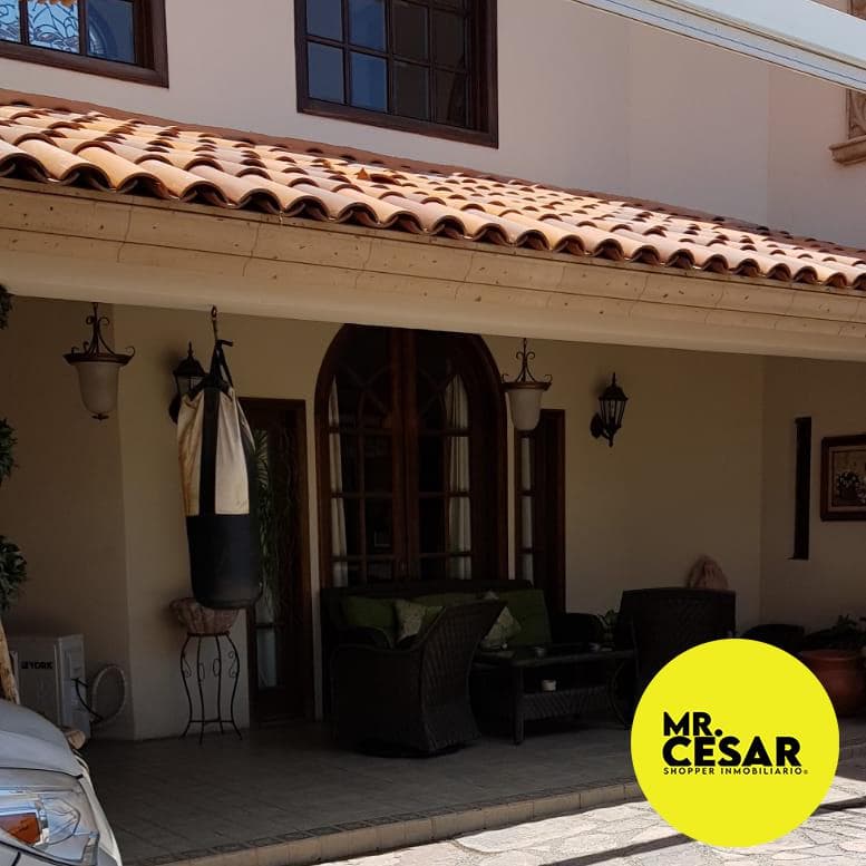 House for Sale in Los Sabinos Residencial Al Norte on Morelos Boulevard