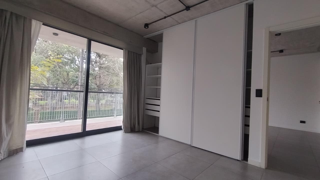 2-room apartment for rent with a balcony and garage in Olivos - Domus Libertador