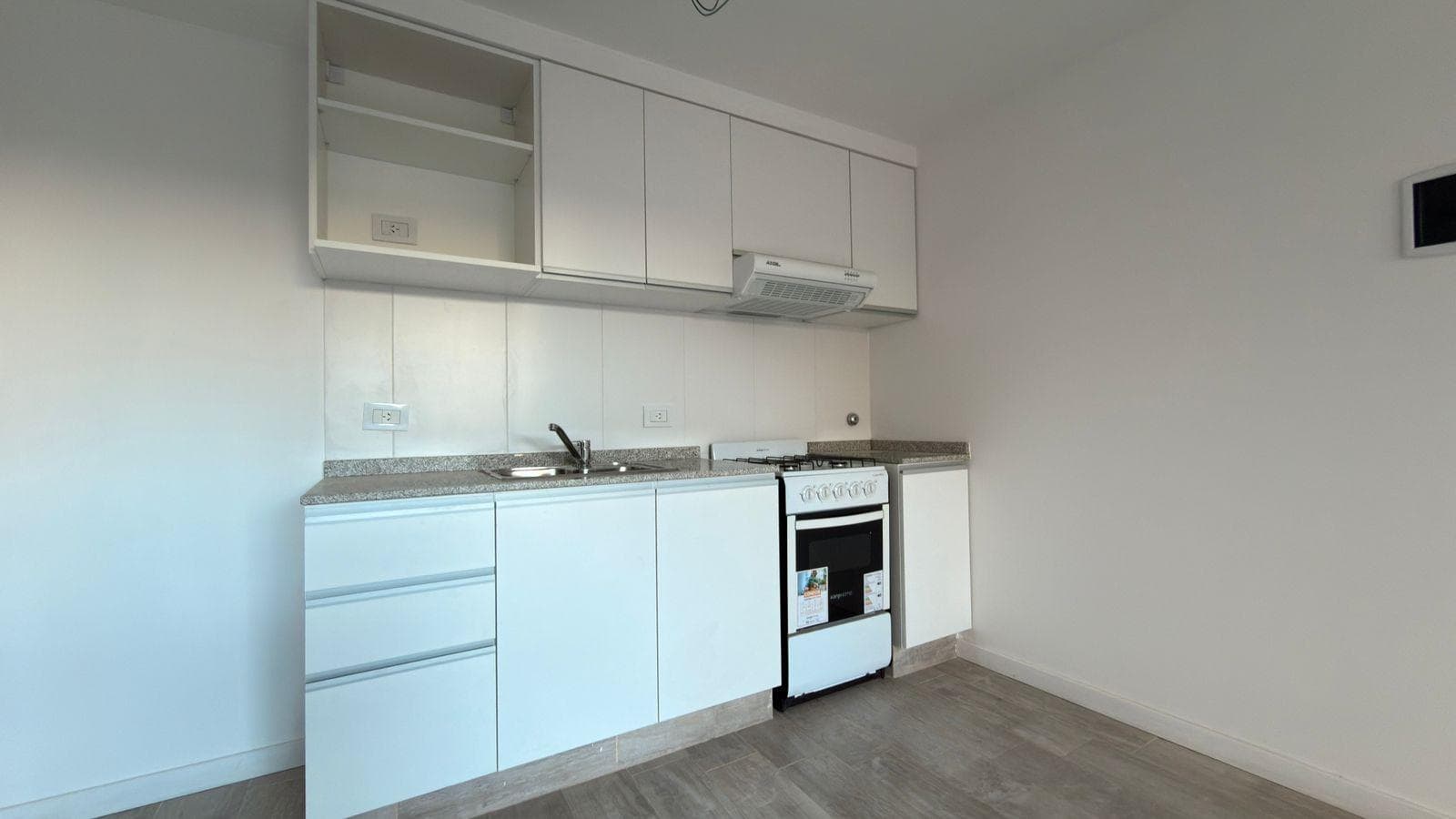For Sale/Financing: Brand-New One-Bedroom Apartment with Balcony. Abasto, Rosario