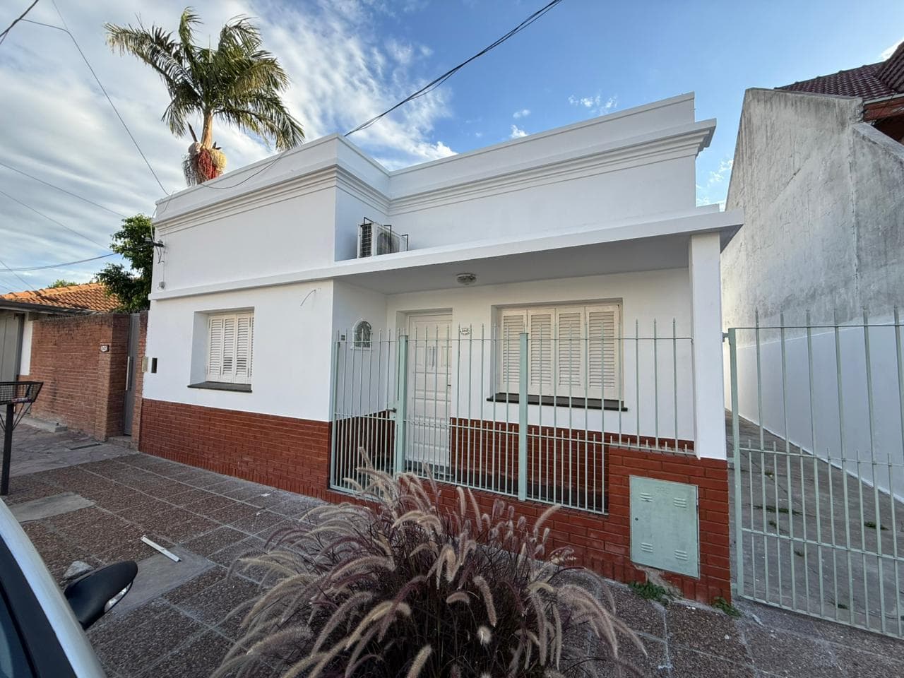 FOR SALE: 4-ROOM SINGLE-FAMILY HOME IN EZPELETA