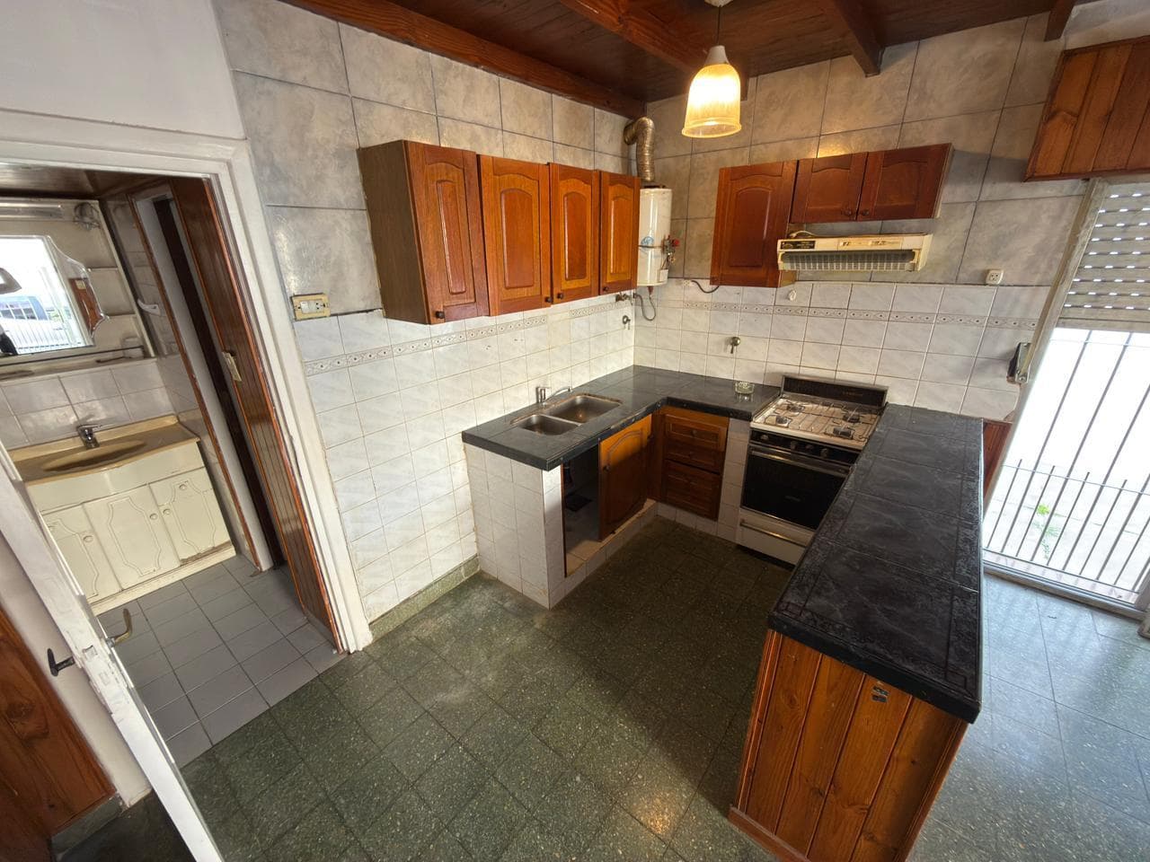 FOR SALE: 4-ROOM SINGLE-FAMILY HOME IN EZPELETA