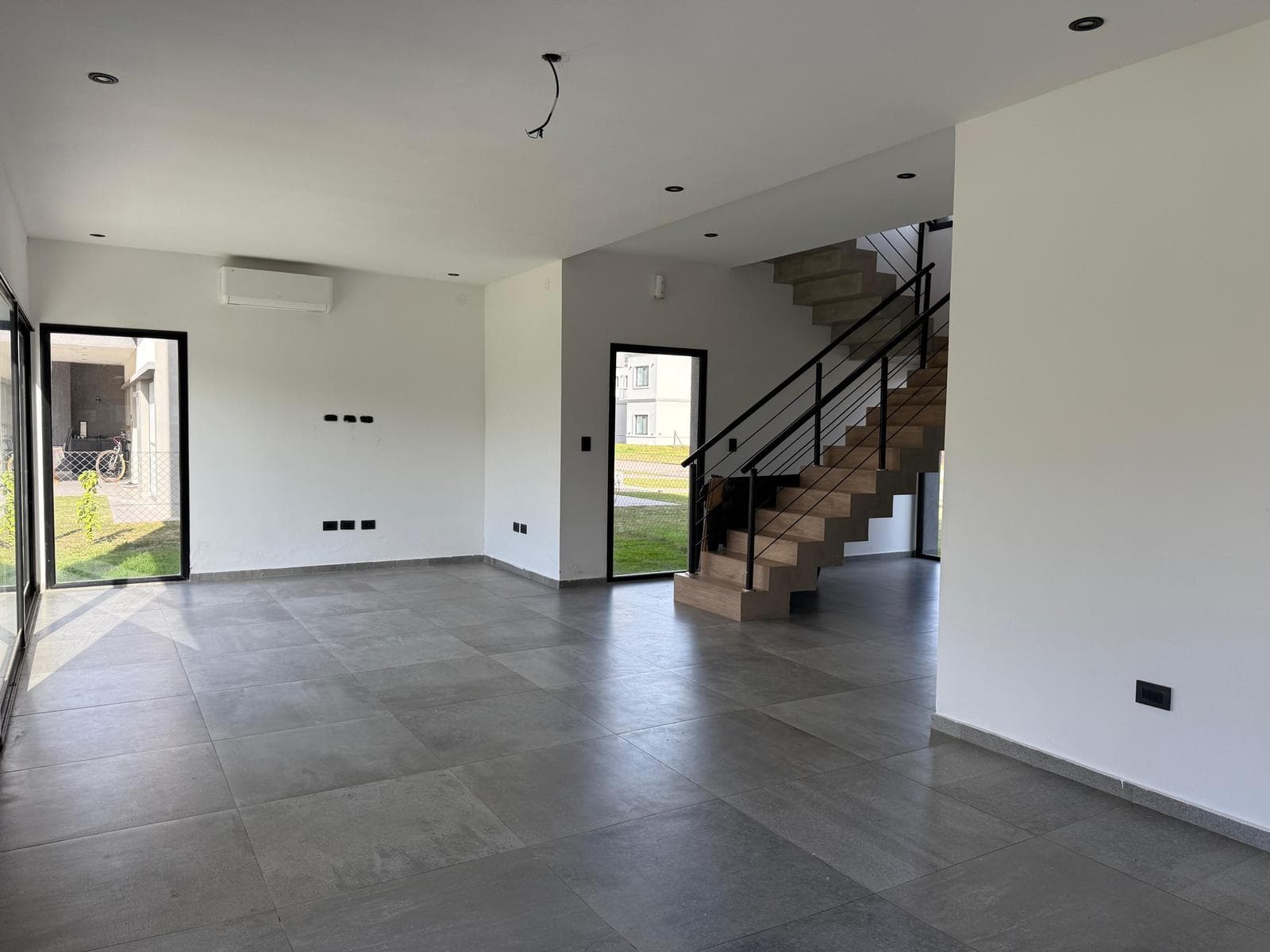 5-ROOM HOUSE FOR SALE IN THE EL REBENQUE NEIGHBORHOOD, CANNING