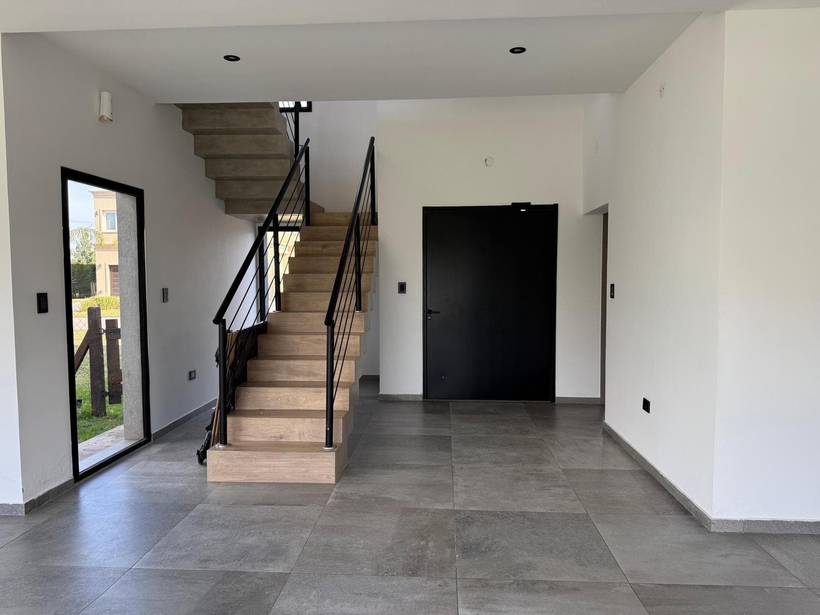 5-ROOM HOUSE FOR SALE IN THE EL REBENQUE NEIGHBORHOOD, CANNING