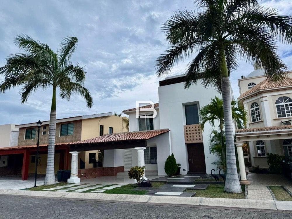 Isla Dorada: Furnished House for Rent