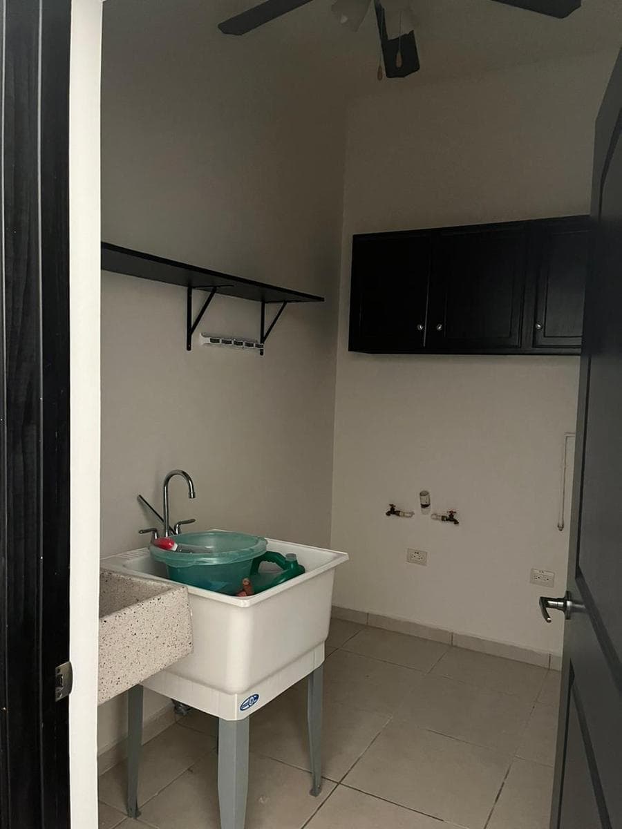 House for Sale in Western La Rioja
