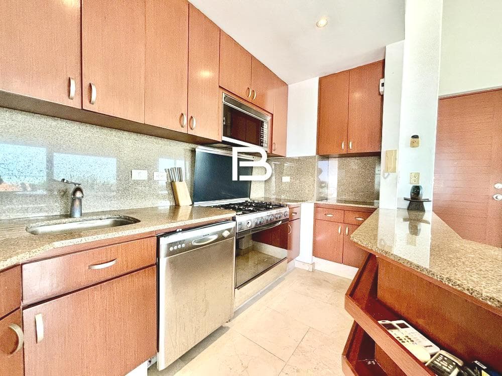 Apartment for Sale in Isla Dorada