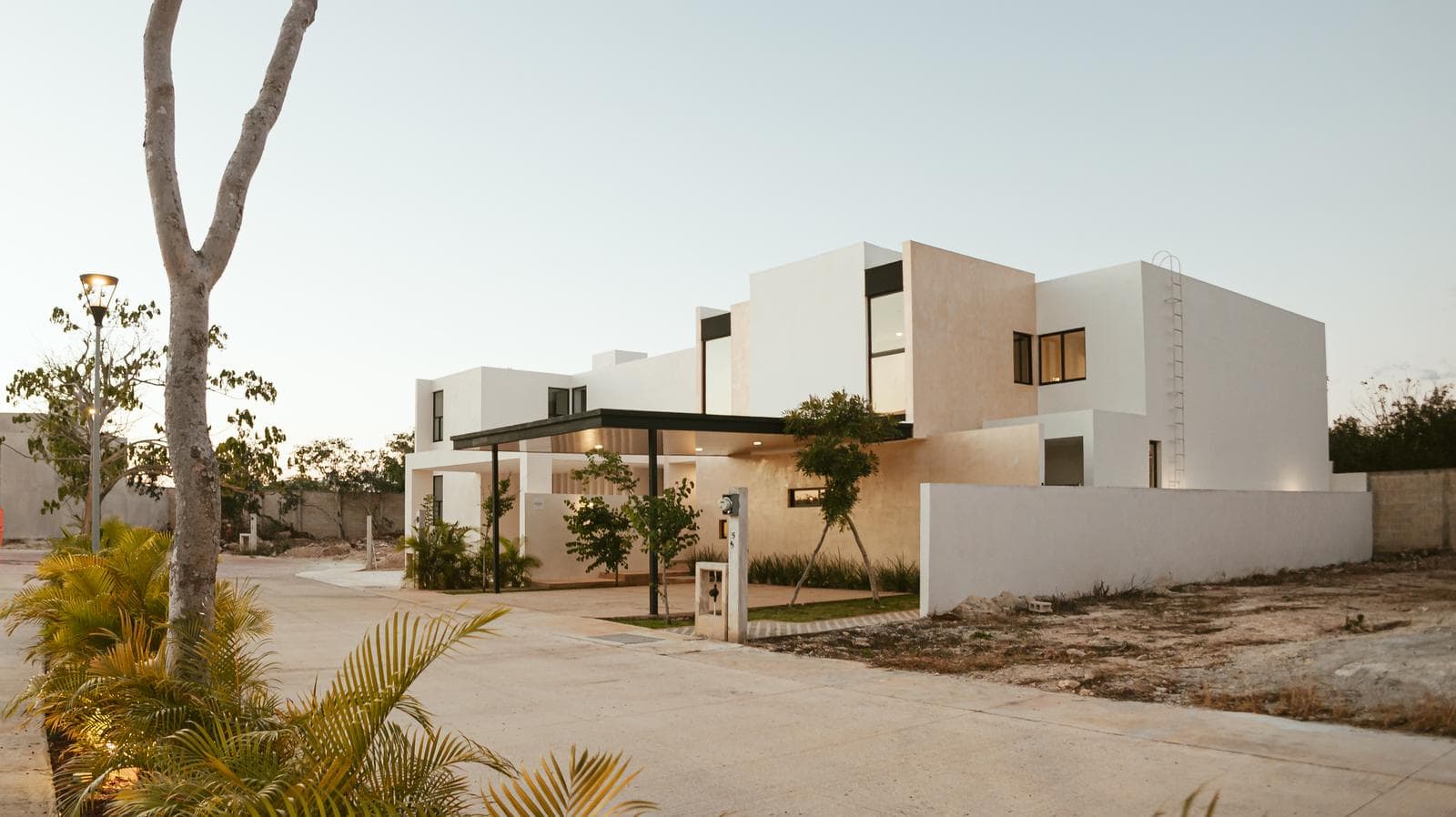 House for Sale in Cholul: Beautiful Home in a Gated Community