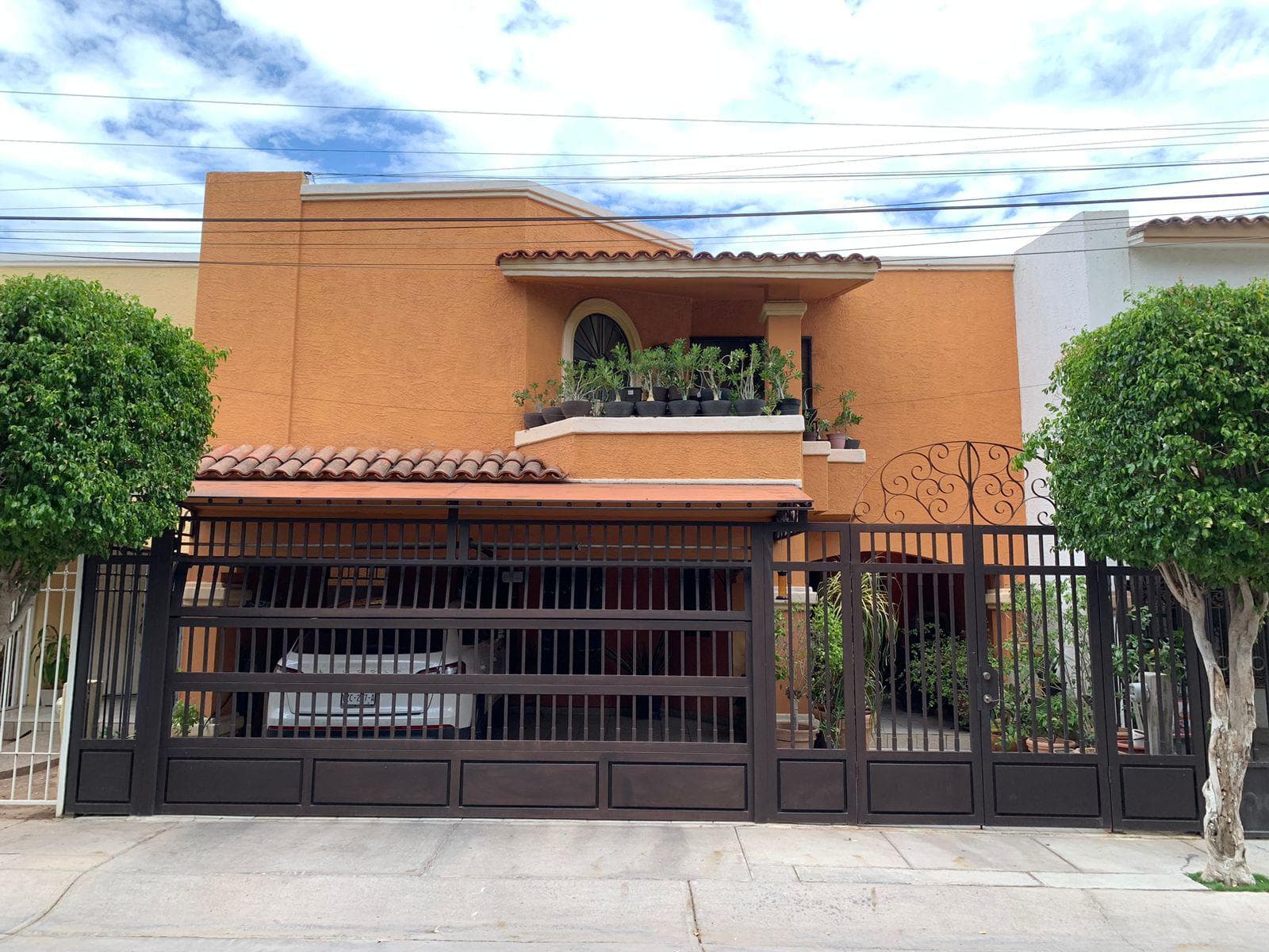 House for Sale in the Portales Neighborhood