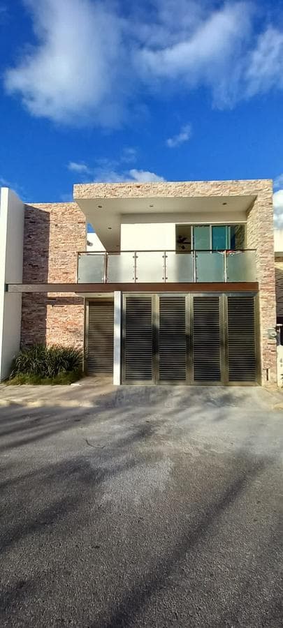 House - Las Américas Subdivision