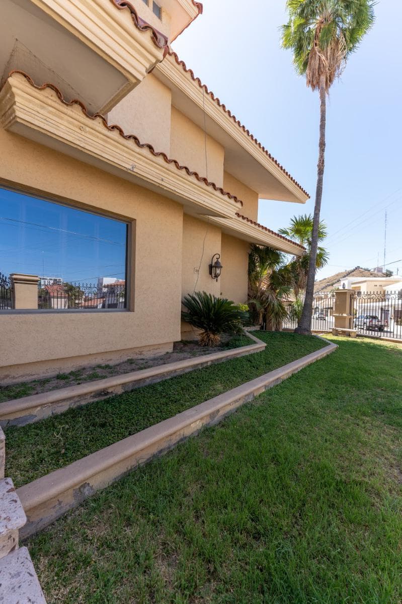 House for sale in Bretaña Residencial, Hermosillo, Sonora.