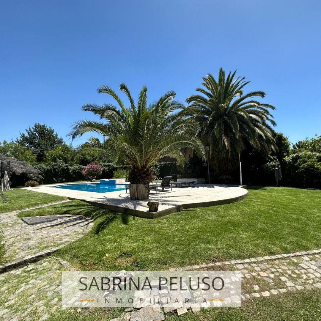 6-room house for sale in Ituzaingó