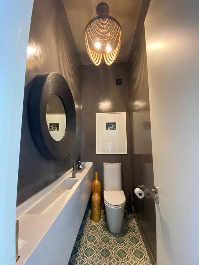 Modern House for Sale on the Water in the Barbarita Gated Community