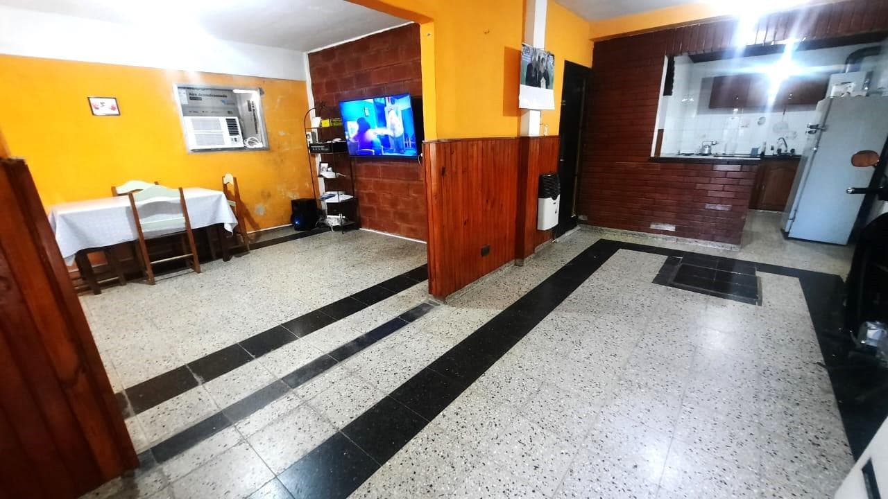 FOR SALE - House - 3 bedrooms - Triangulo, Rosario