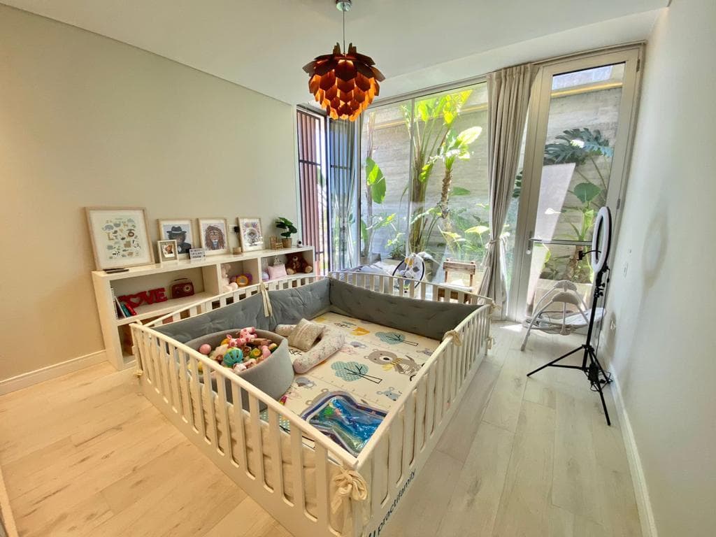 Modern House for Sale on the Water in the Barbarita Gated Community