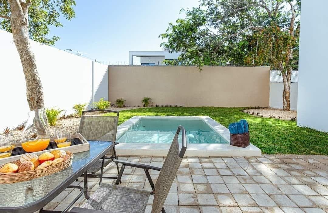 House north of Mérida Real Montejo, on a private street with an excellent location