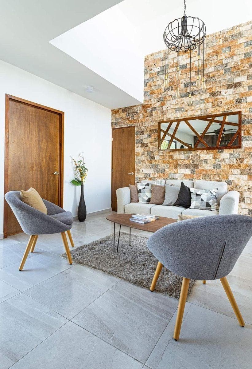House north of Mérida Real Montejo, on a private street with an excellent location