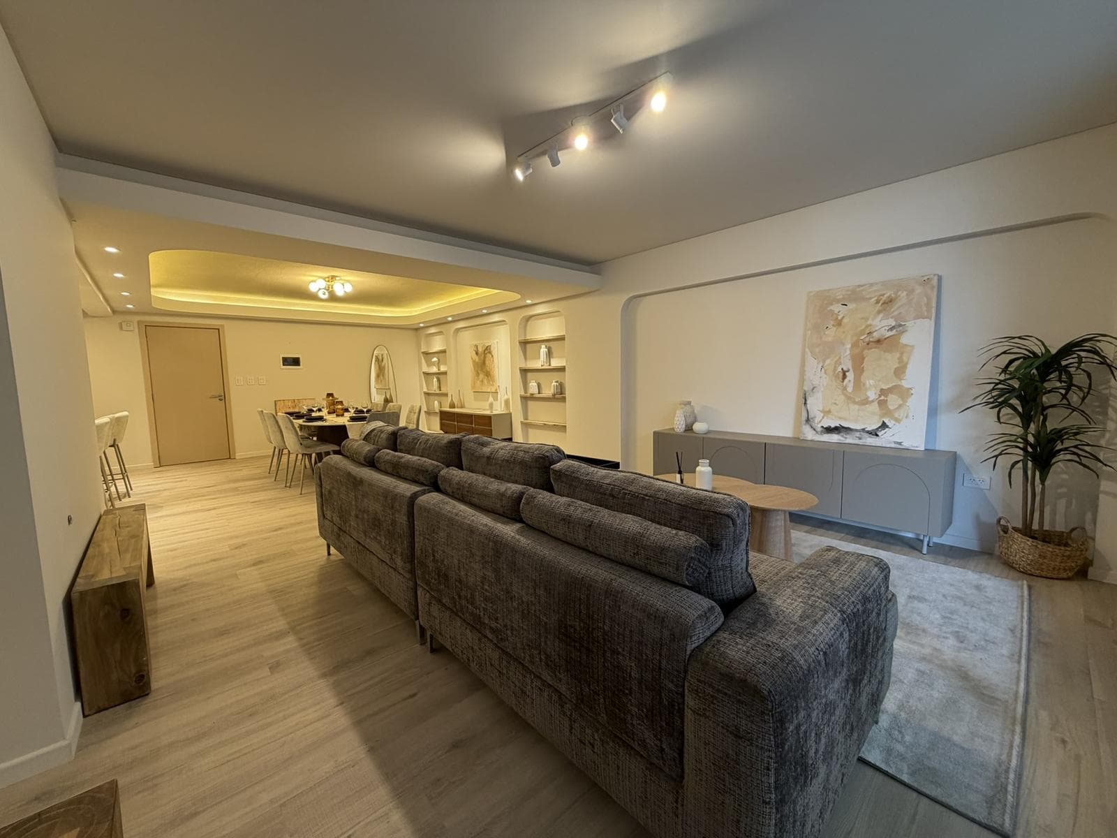 FOR SALE: 3-Bedroom Apartment in Downtown