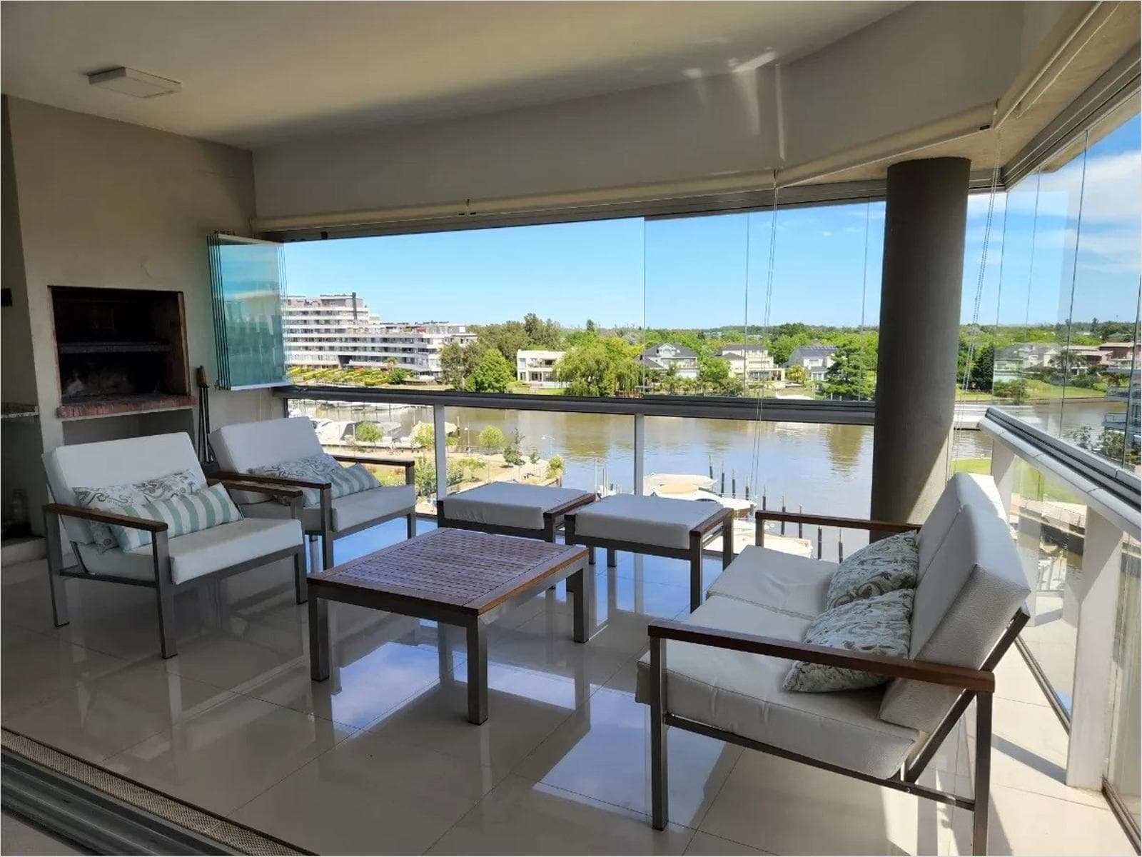 3-Room Apartment with River View for Sale in Marinas del Canal, Nordelta, Tigre