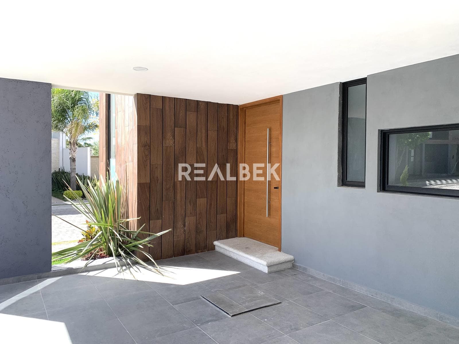 House for Sale - Parque Baja California - Lomas de Angelopolis