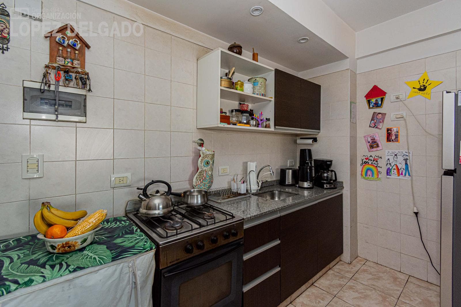 3-room apartment for sale with garage. Villa del Parque