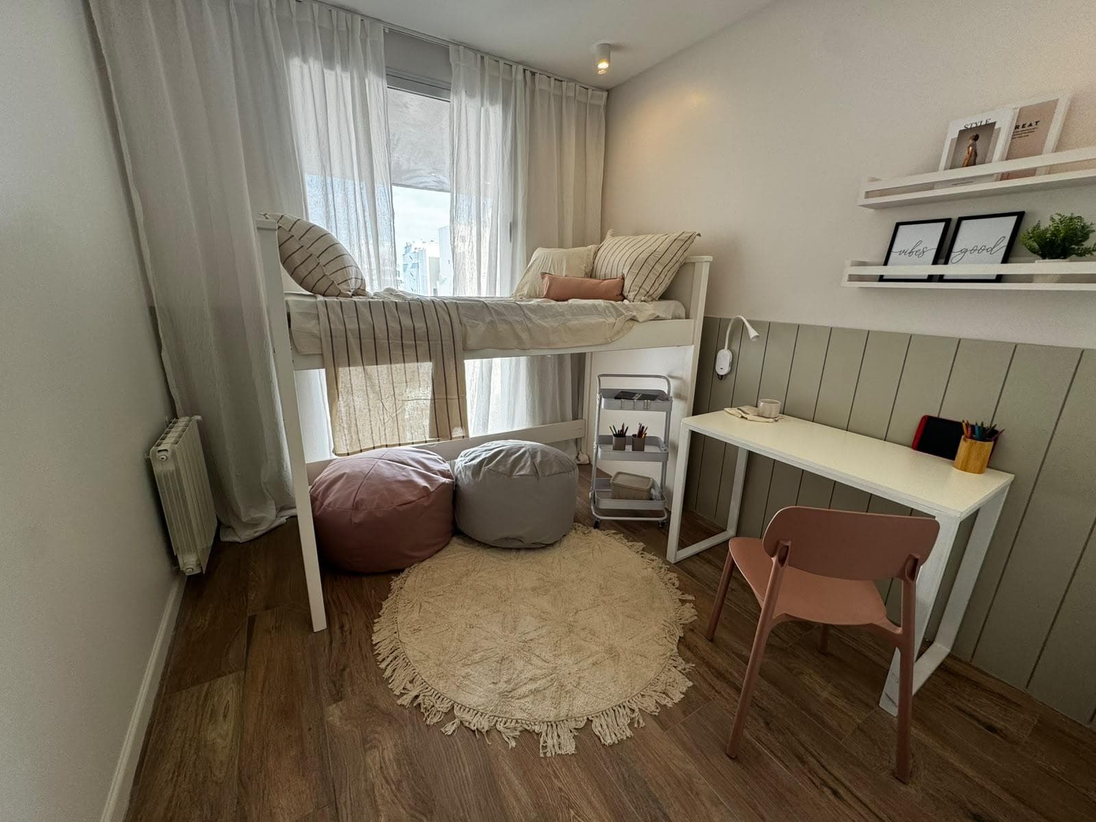 4-room duplex apartment for sale. Private terrace. Villa del Parque