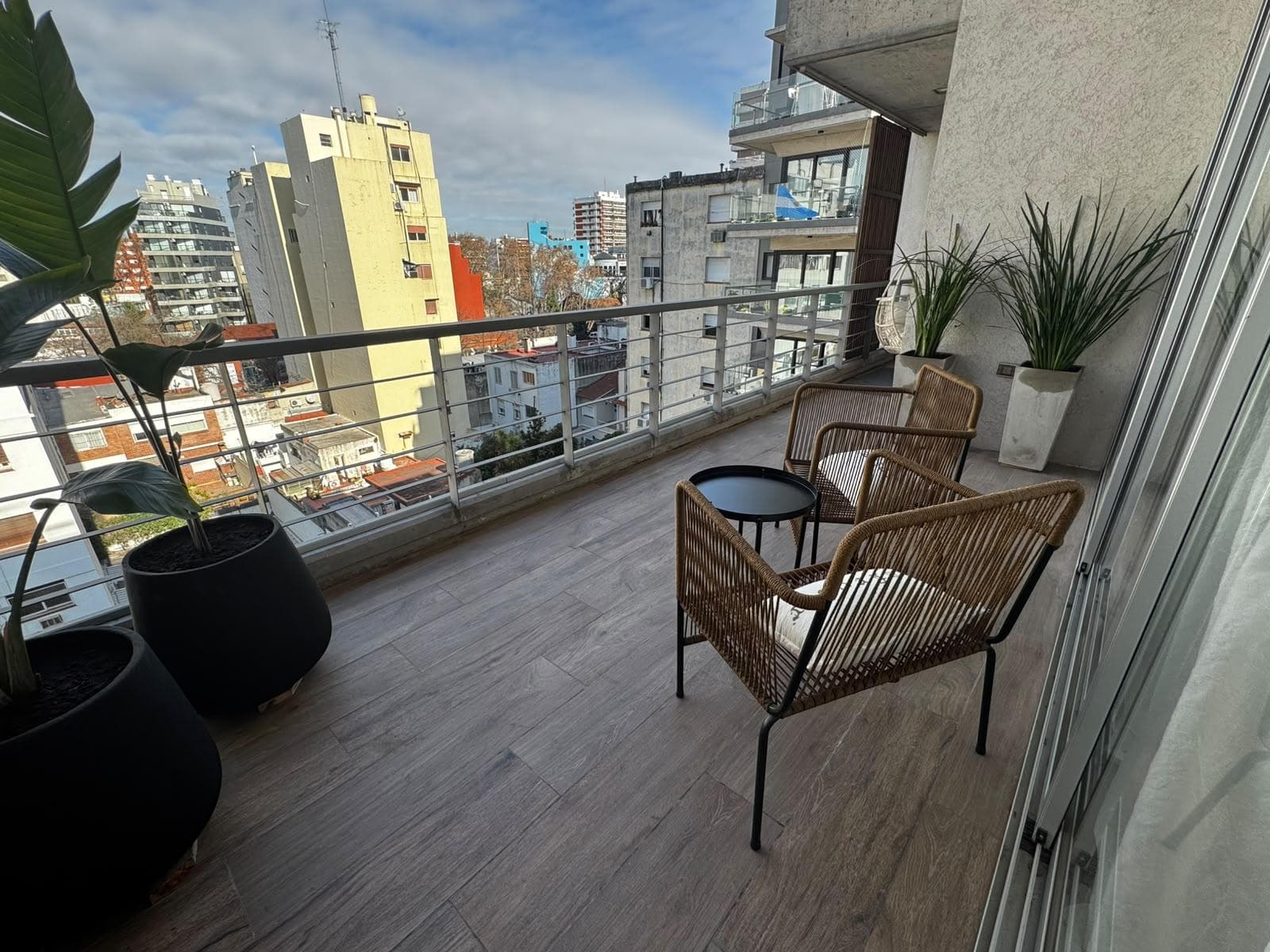 4-room duplex apartment for sale. Private terrace. Villa del Parque