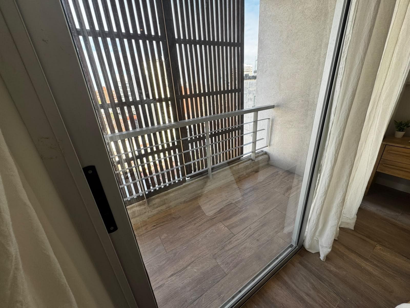 4-room duplex apartment for sale. Private terrace. Villa del Parque