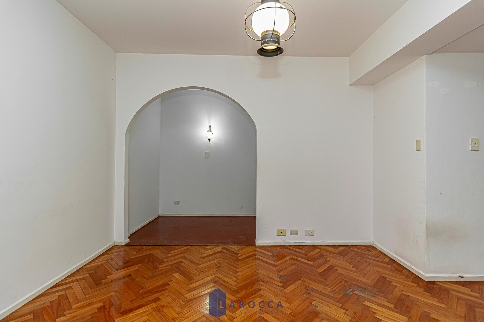 APARTMENT - FOR SALE - RECOLETA - 2 ROOMS - LAUNDRY ROOM