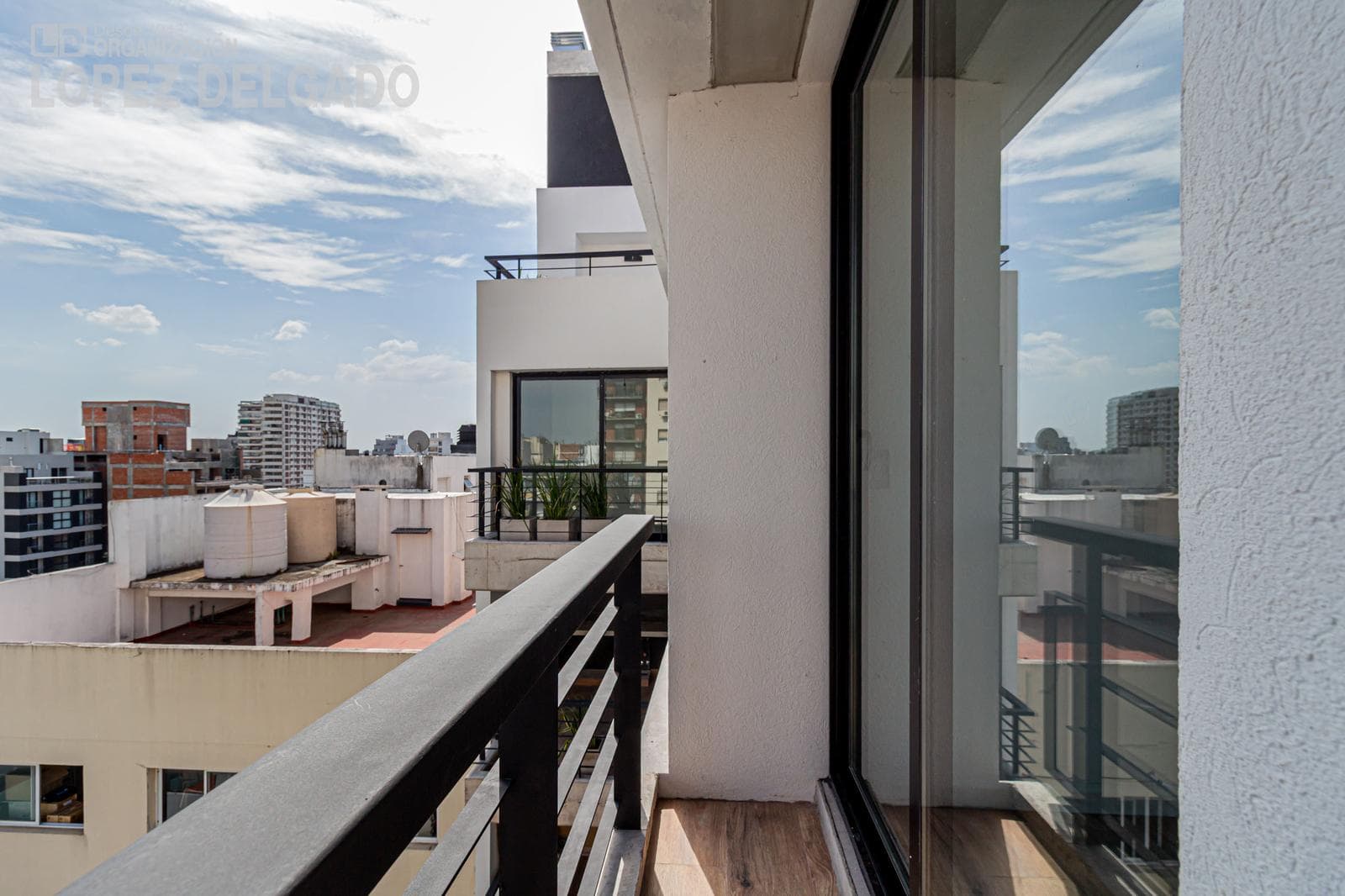 Brand-new 3-room apartment with its own terrace