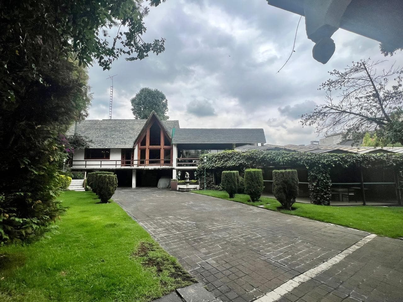 House for Sale in Bosques de las Lomas