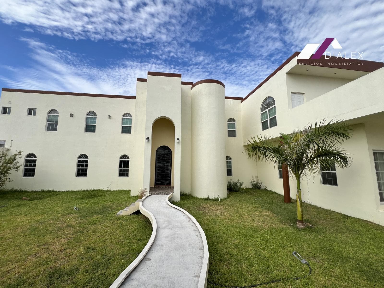Corner House FOR SALE, 500 m², in a modern neighborhood in REYNOSA, Tamaulipas.
