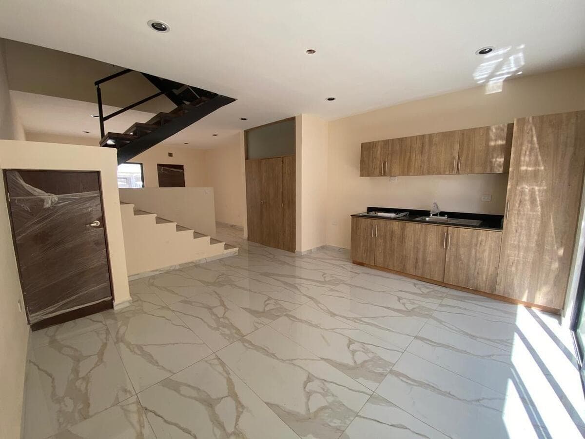 Townhouse in Chuburná de Hidalgo, within the city of Mérida