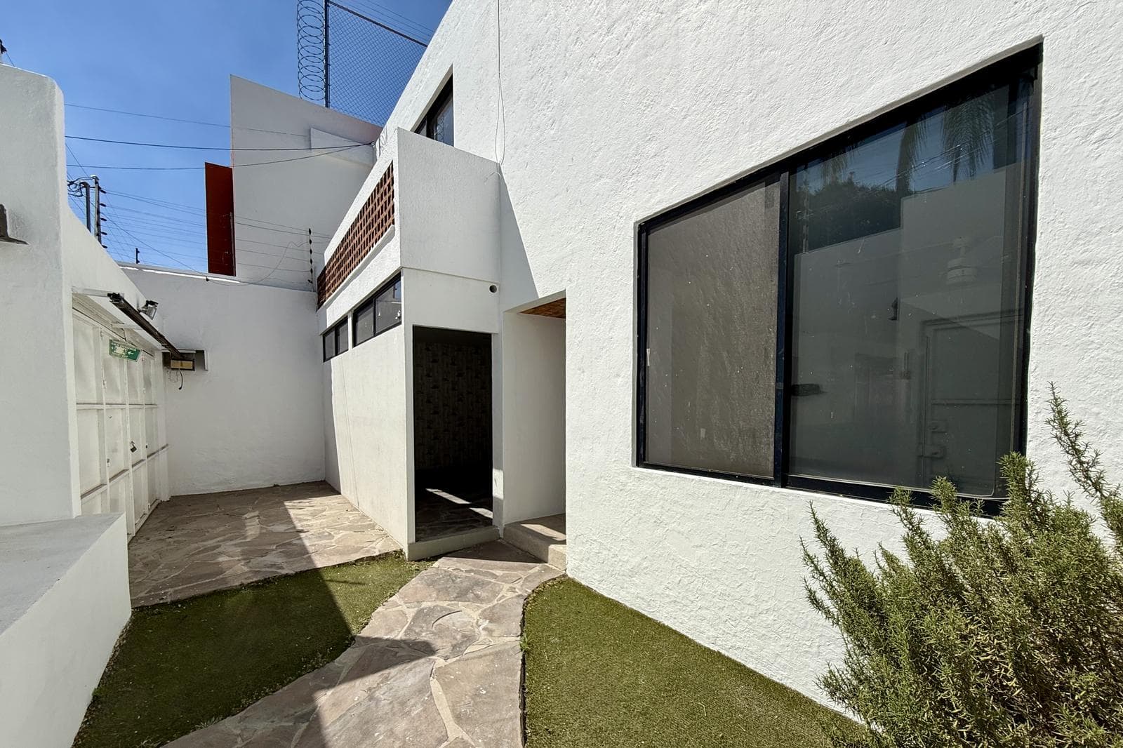House for Sale in Col. Providencia, Guadalajara, Jalisco.