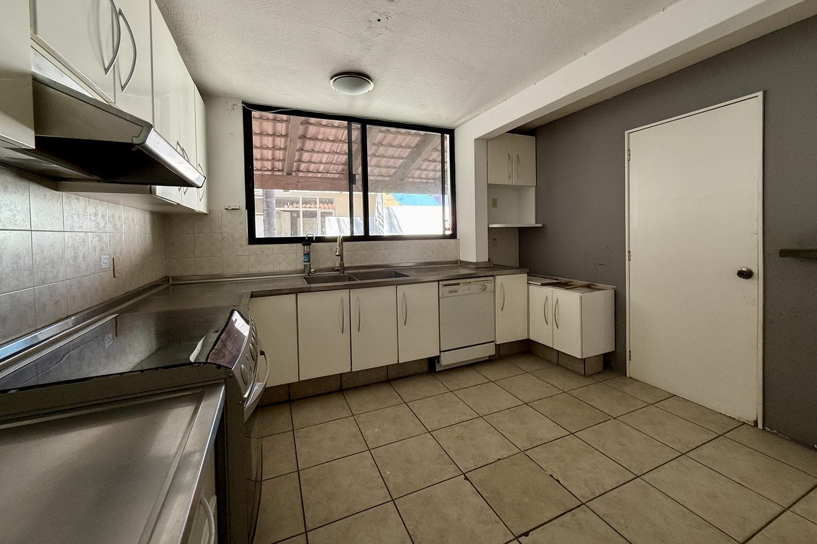 House for Sale in Col. Providencia, Guadalajara, Jalisco.