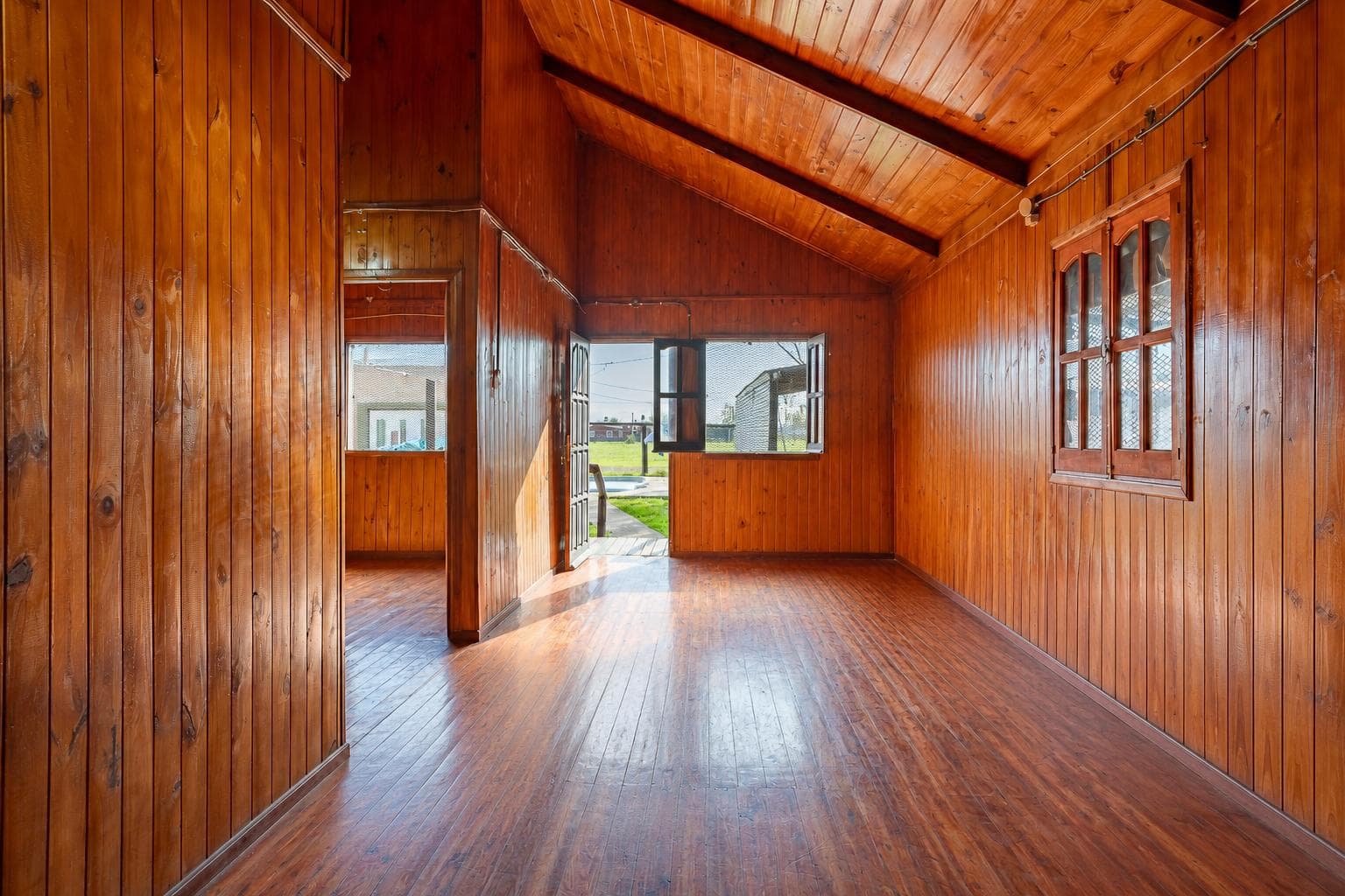 FOR SALE/FINANCING - Detached house - Garden with pool - Andino