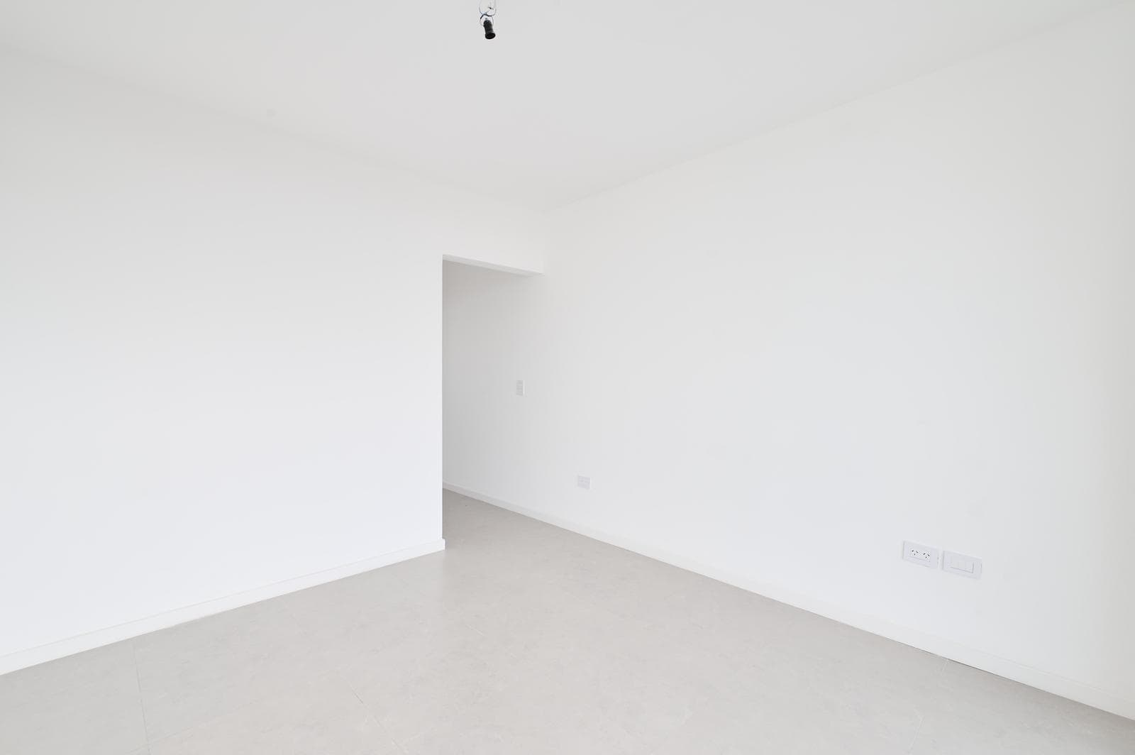 2-room apartment for sale in Saavedra, facing the street, with optional garage