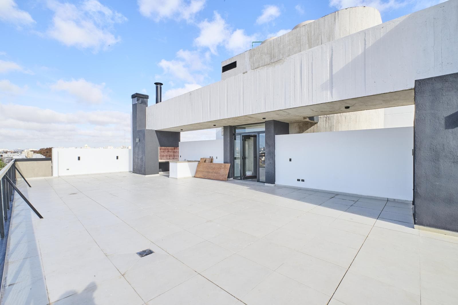 2-room apartment for sale in Saavedra, facing the street, with optional garage