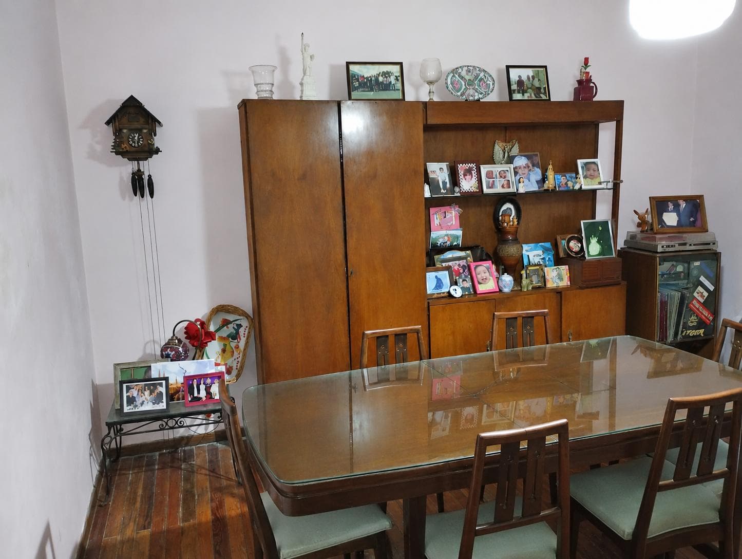 House with commercial space