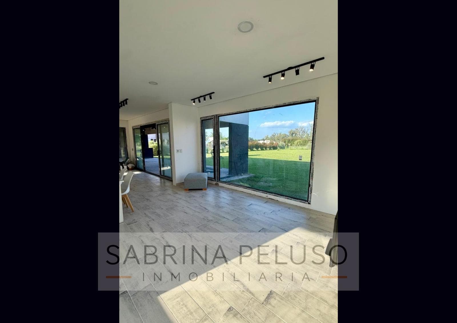 FOR SALE: 4-room house in Club de Campo La Elina, Luján Region
